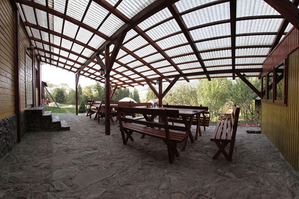 Pensiunea Flori De Camp Vatra Dornei Bagian luar foto